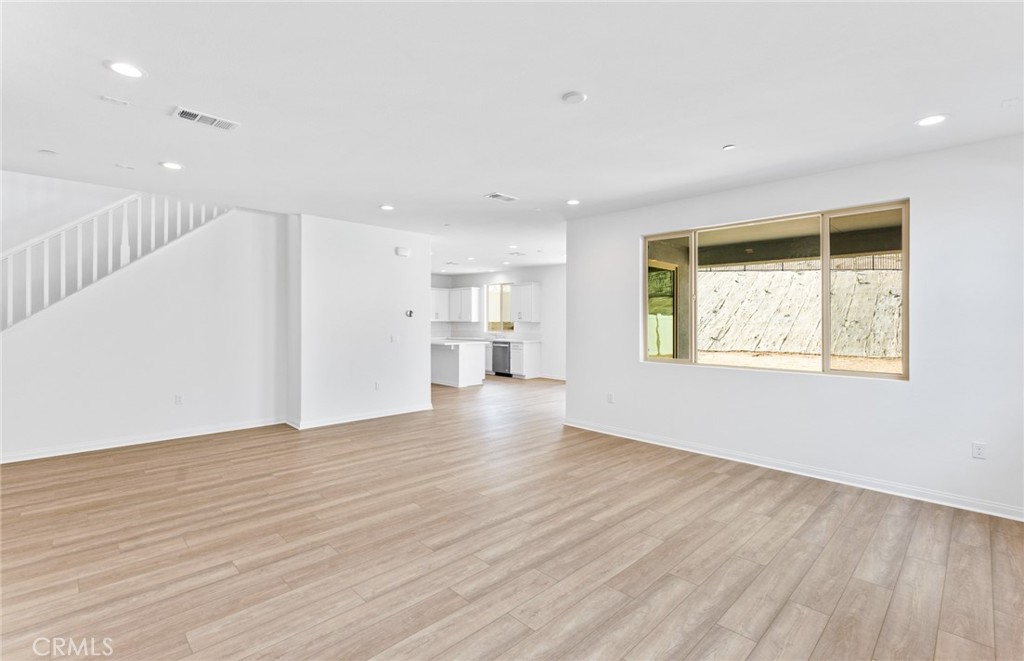 4074 Madonna Circle Property Photo 4