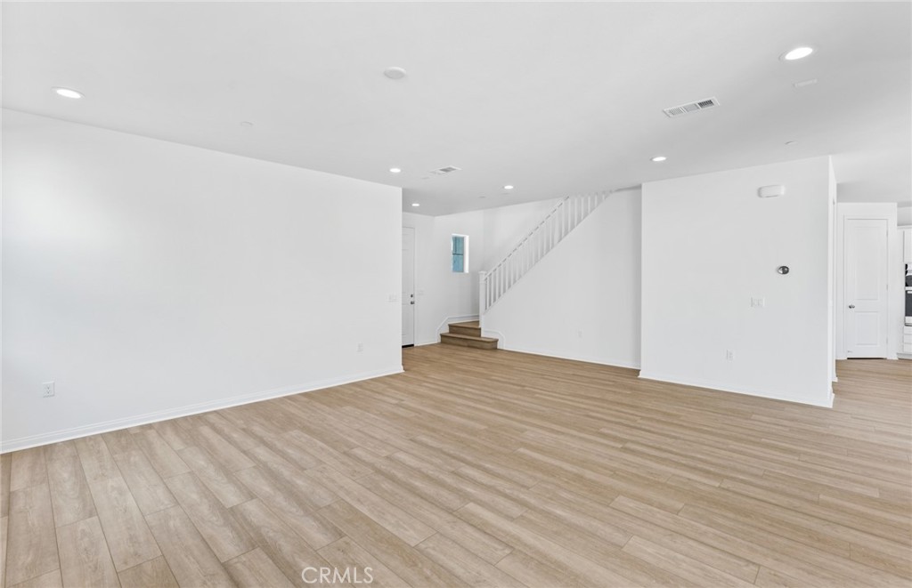 4074 Madonna Circle Property Photo 5