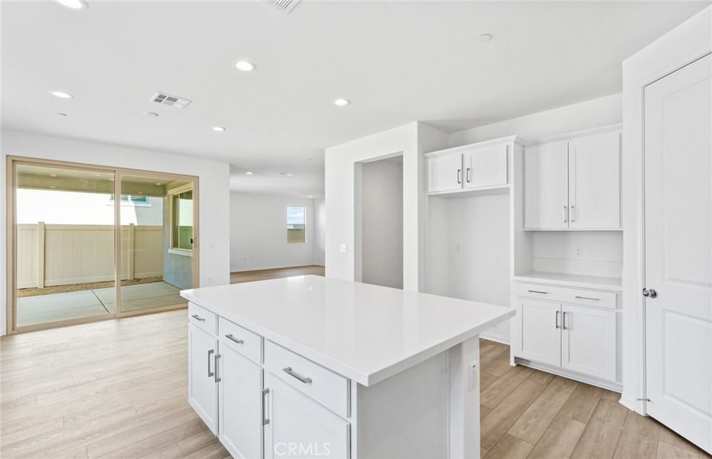 4074 Madonna Circle Property Photo 14