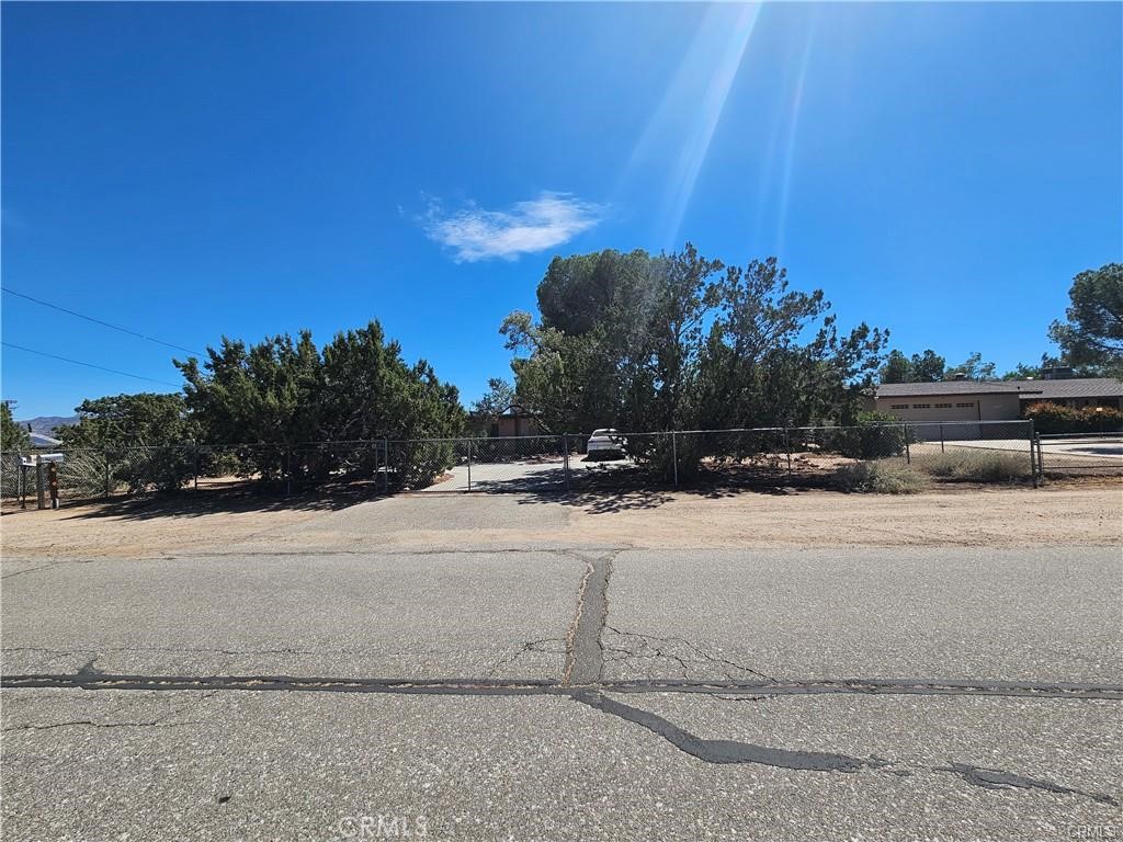 16545 Sage Street Property Photo 1