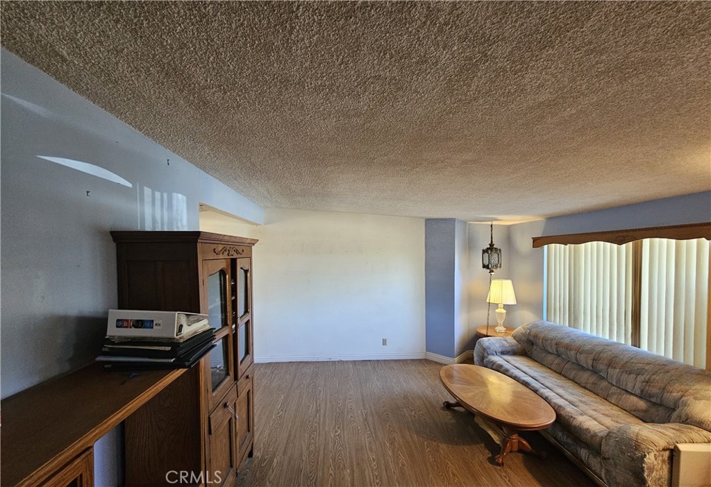 16545 Sage Street Property Photo 3