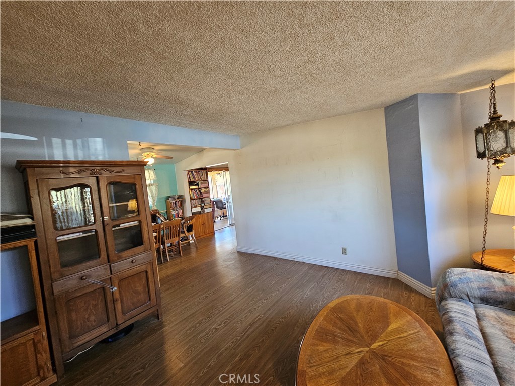 16545 Sage Street Property Photo 4