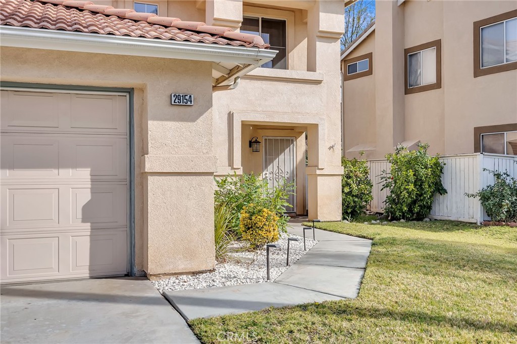 29154 Whitegate Lane Property Photo 2