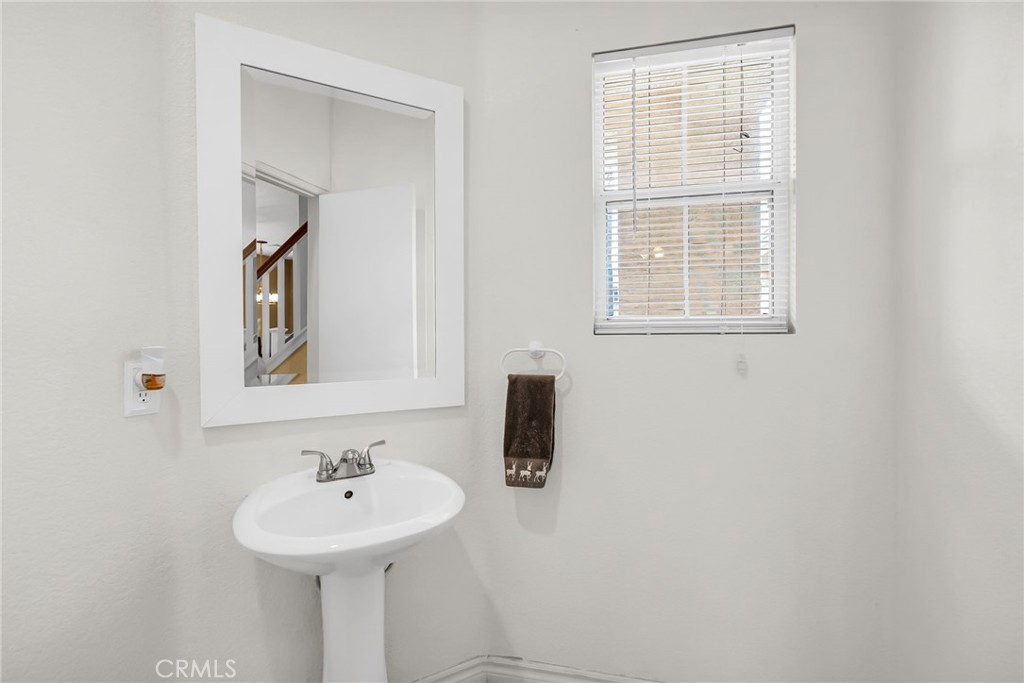 29154 Whitegate Lane Property Photo 7