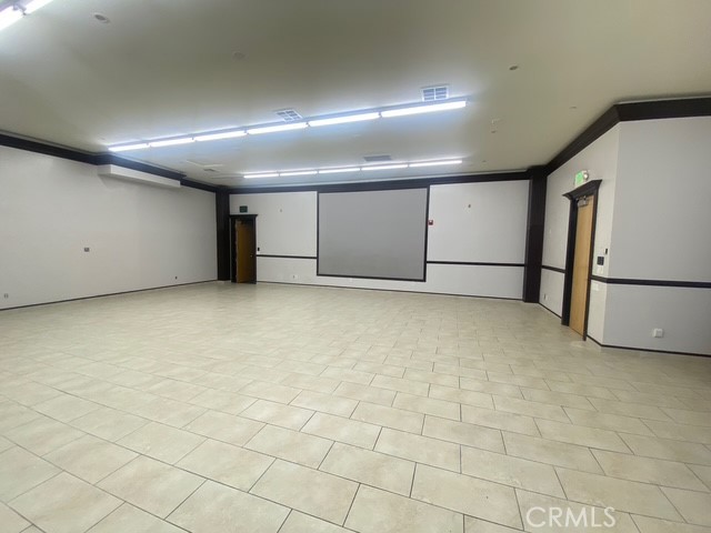 211 N Citrus Avenue 217-a Property Photo 3