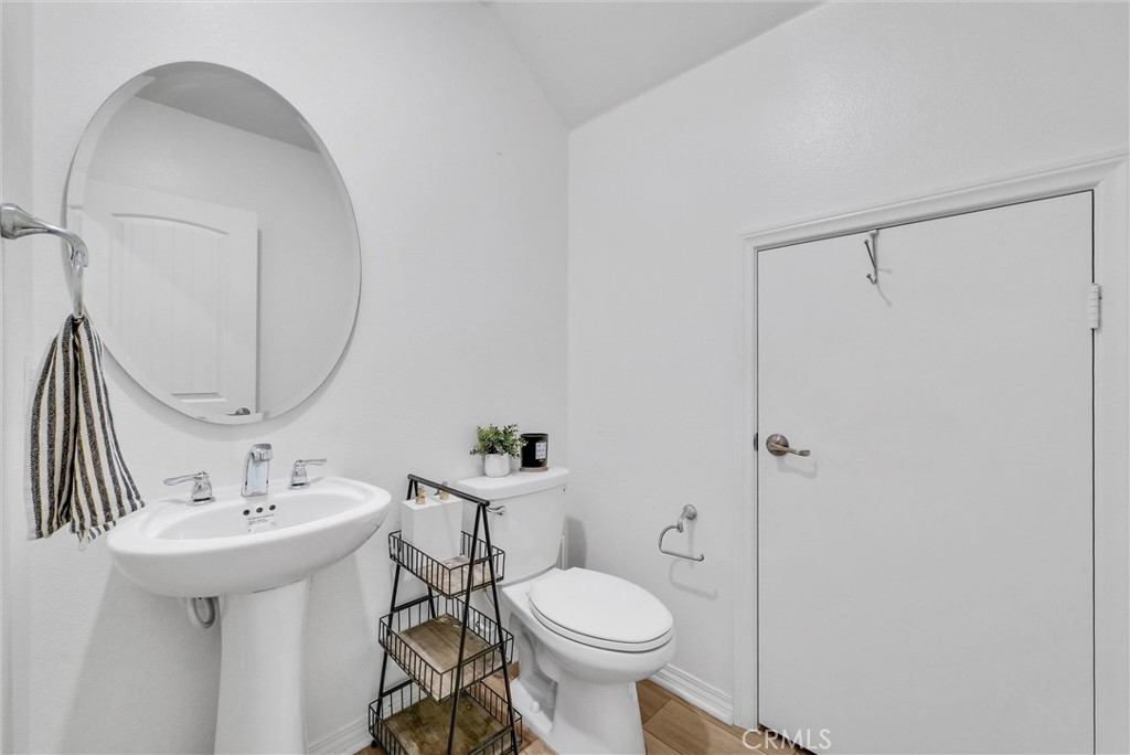 16722 Petrus Lane Property Photo 28