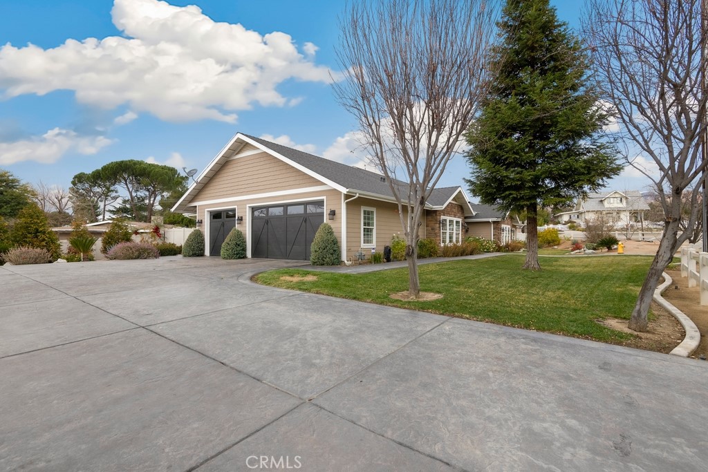 9305 Avenida San Timoteo Property Photo 4