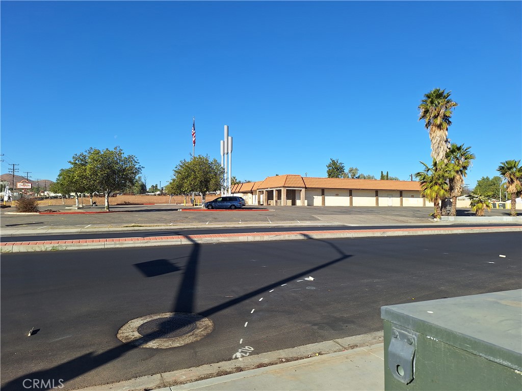 10303 Arlington Avenue Property Photo 4