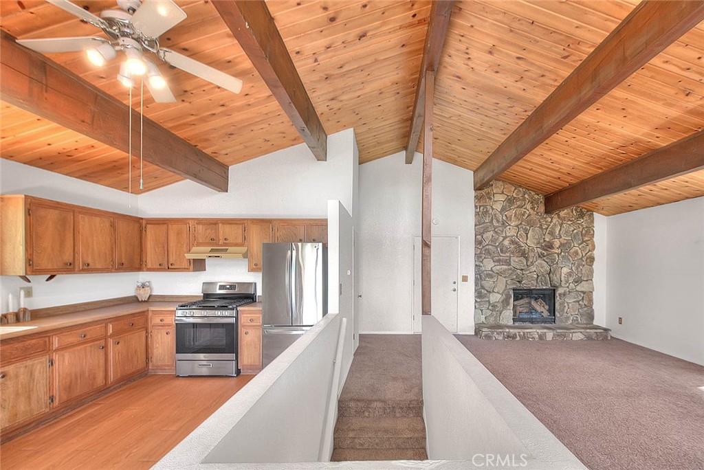 23771 Lakeview Drive Property Photo 12