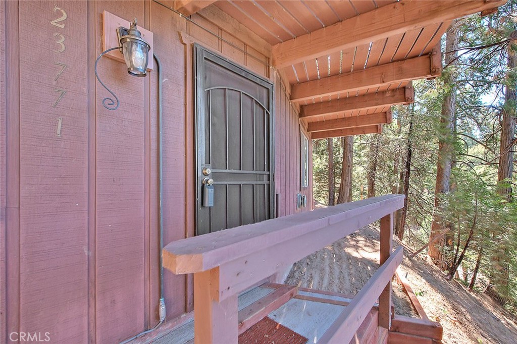 23771 Lakeview Drive Property Photo 40