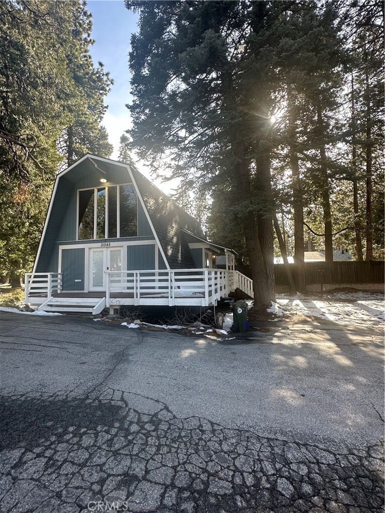 31545 Hilltop Drive Property Photo 2