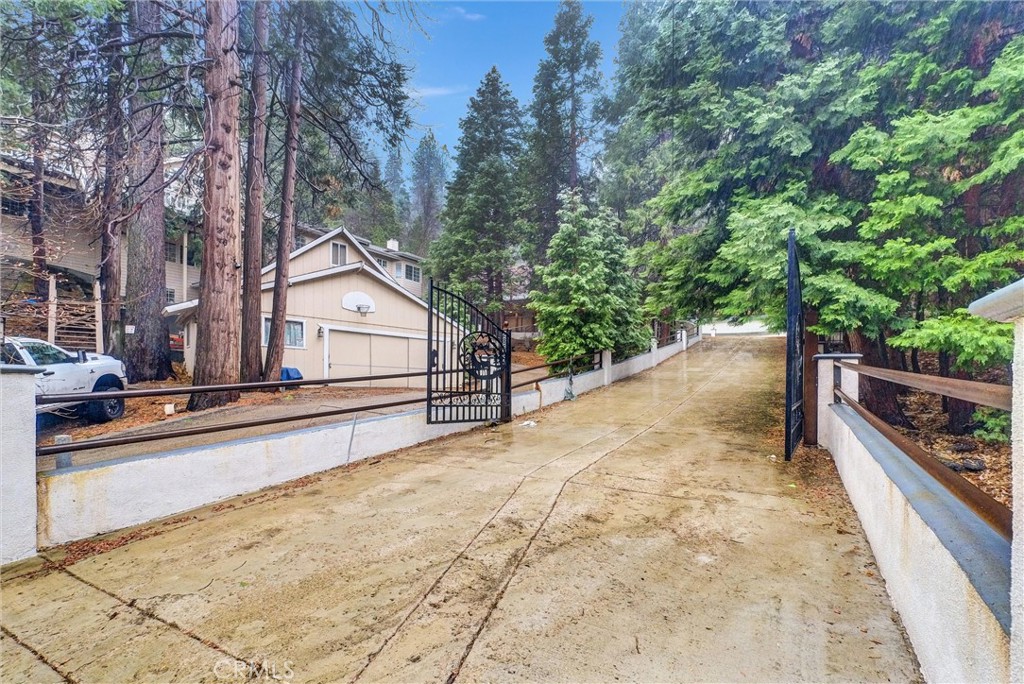 28667 Shenandoah Drive Property Photo 3