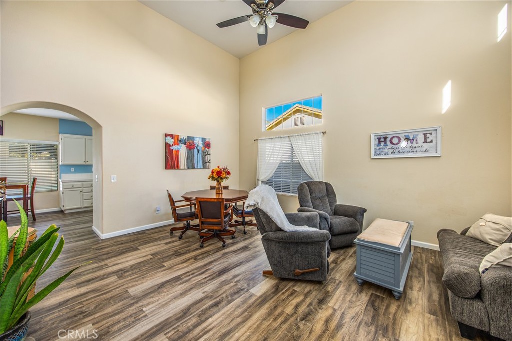 7388 Railroad Court Property Photo 6