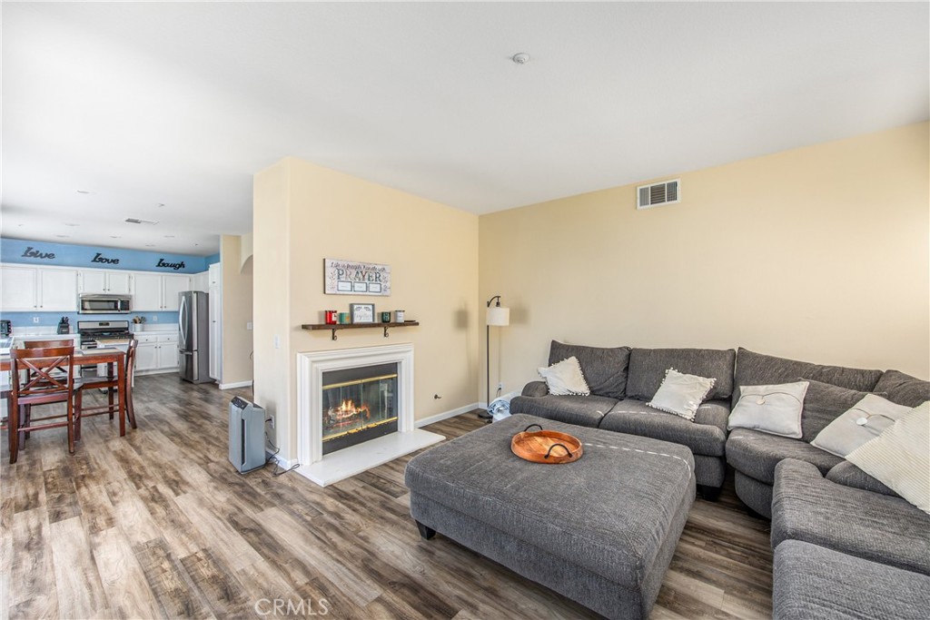 7388 Railroad Court Property Photo 16