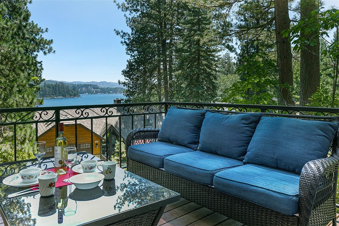 28065 N Peninsula Drive Property Photo 1