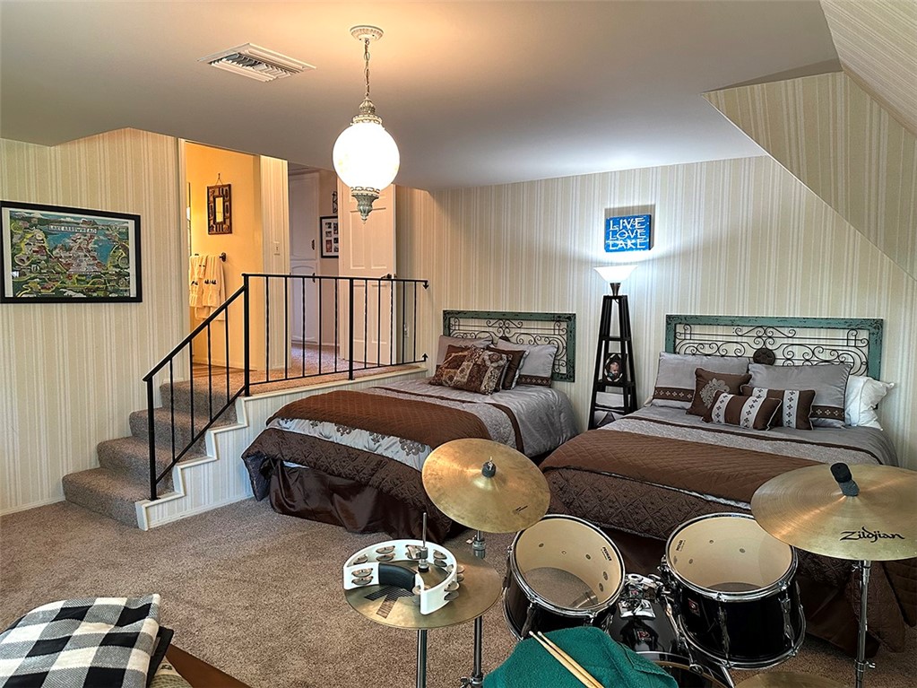 28065 N Peninsula Drive Property Photo 9