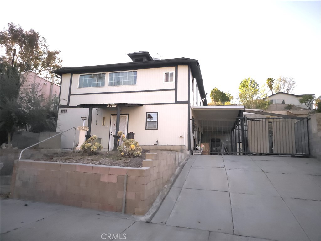 2789 Fairmount Boulevard Property Photo 1
