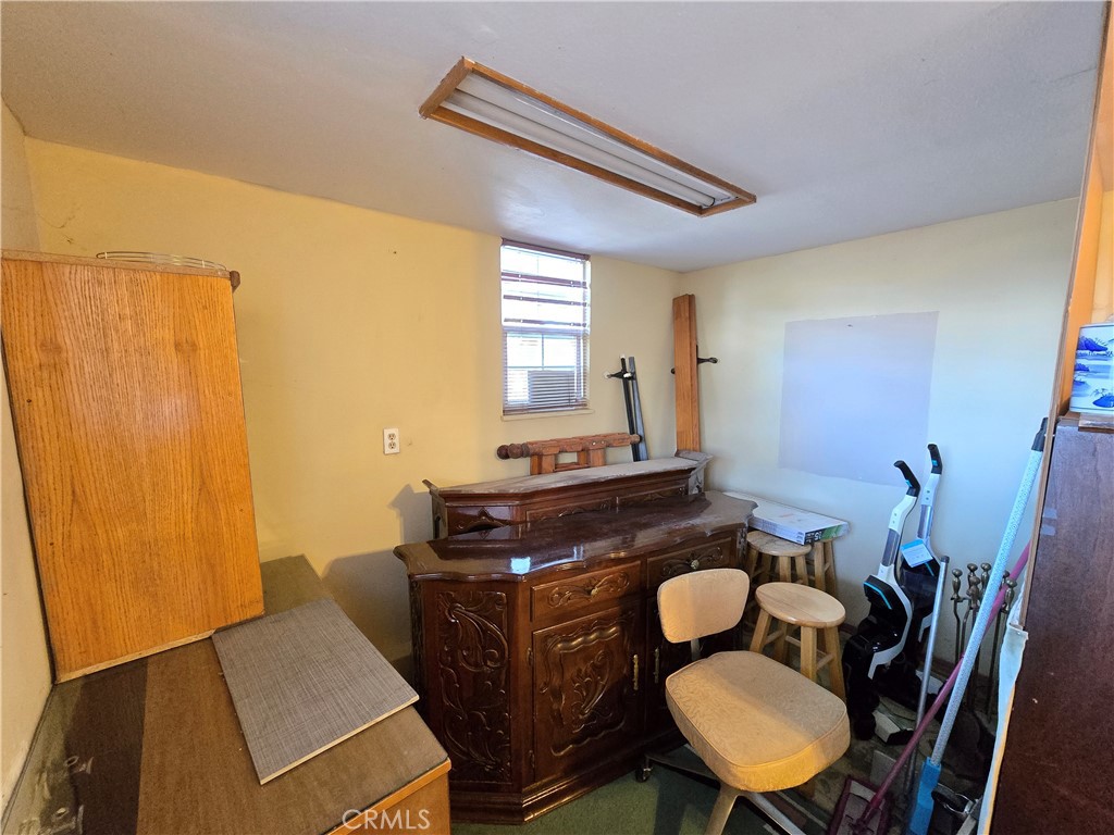 2789 Fairmount Boulevard Property Photo 6