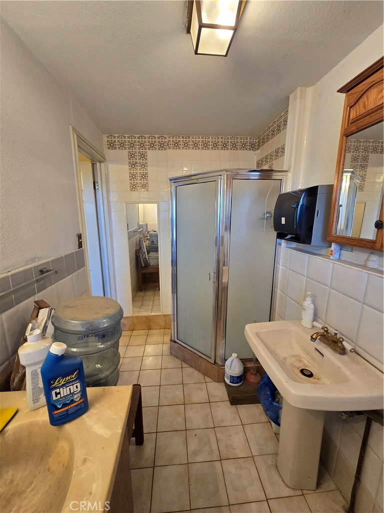 2789 Fairmount Boulevard Property Photo 11