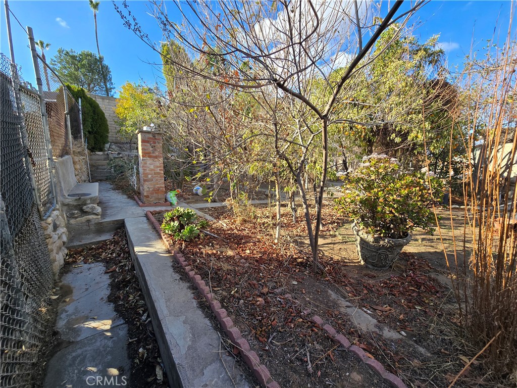 2789 Fairmount Boulevard Property Photo 57