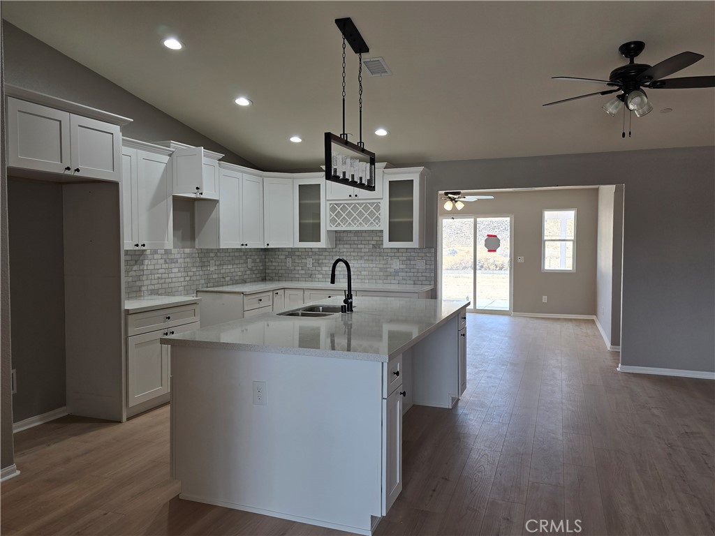 14490 Savannah Court Property Photo 4