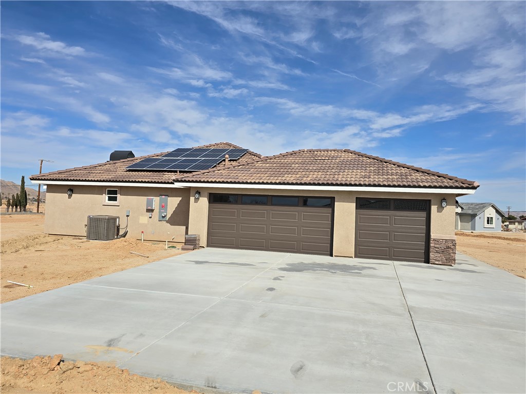 14490 Savannah Court Property Photo 9