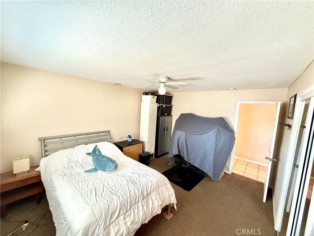 1014 W 48th Street Property Photo 10