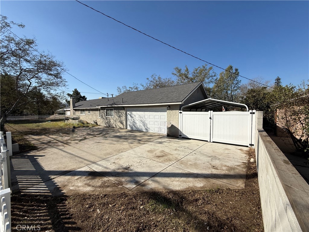 1014 W 48th Street Property Photo 22
