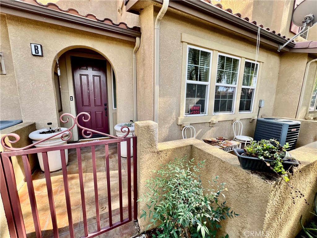 15868 Lasselle Street B Property Photo 27