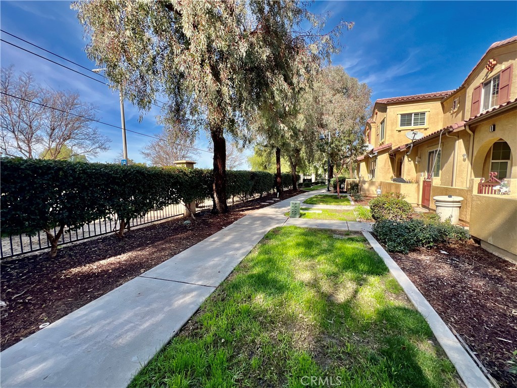 15868 Lasselle Street B Property Photo 30