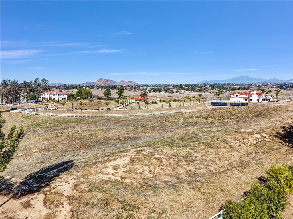 36335 Via Burgandy Property Photo 3