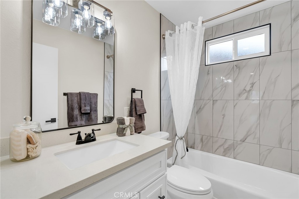 1175 Oak Valley Property Photo 22
