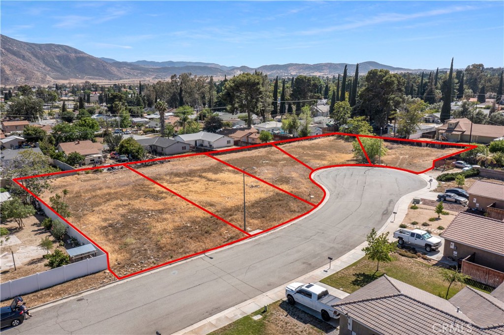0 King Property Photo 1