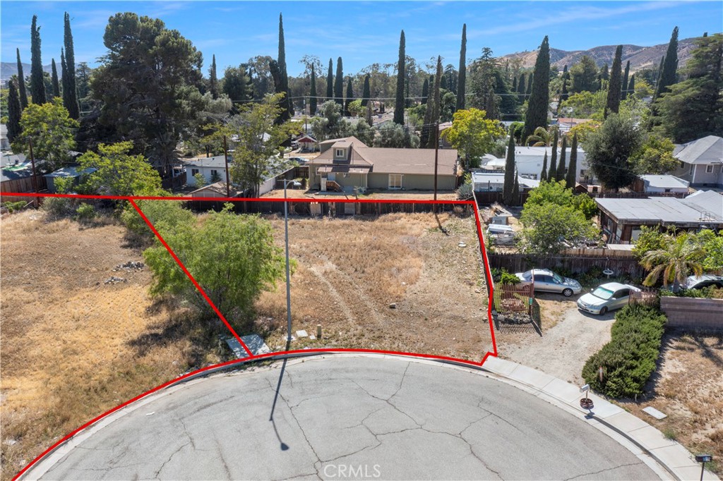 0 King Property Photo 11