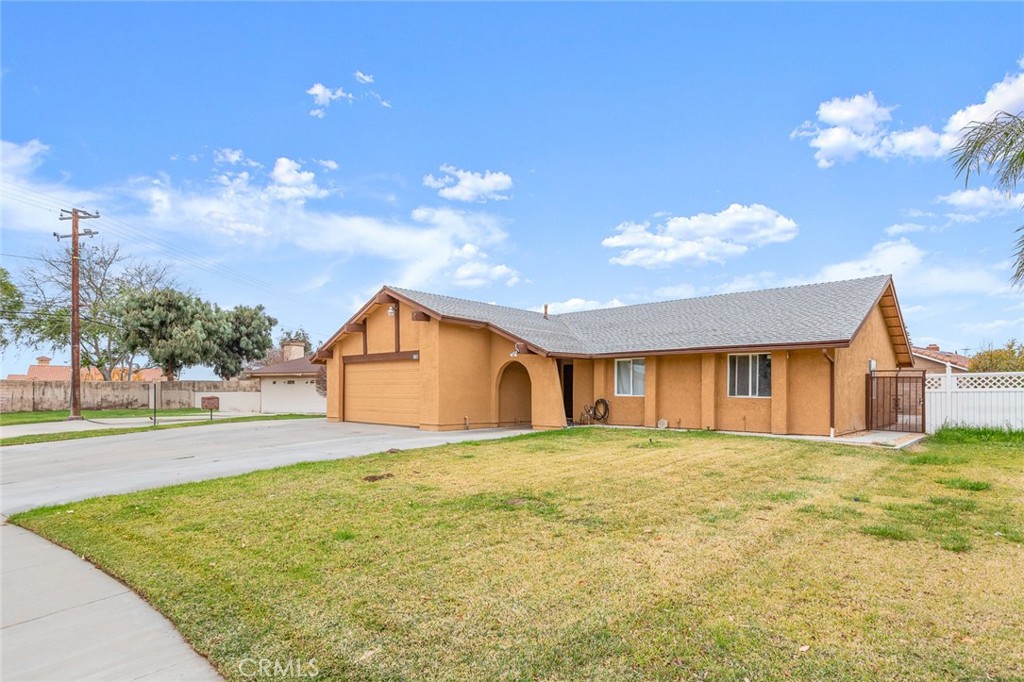 778 S Millard Avenue Property Photo 3
