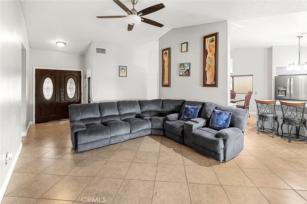 778 S Millard Avenue Property Photo 12