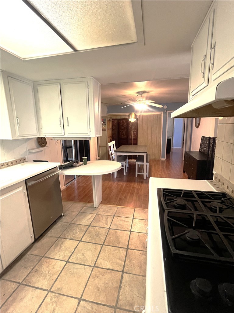 9391 California Avenue 30 Property Photo 6