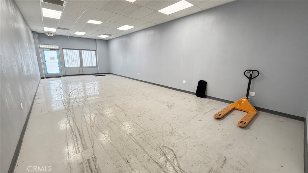 1233 N E Street Property Photo 10