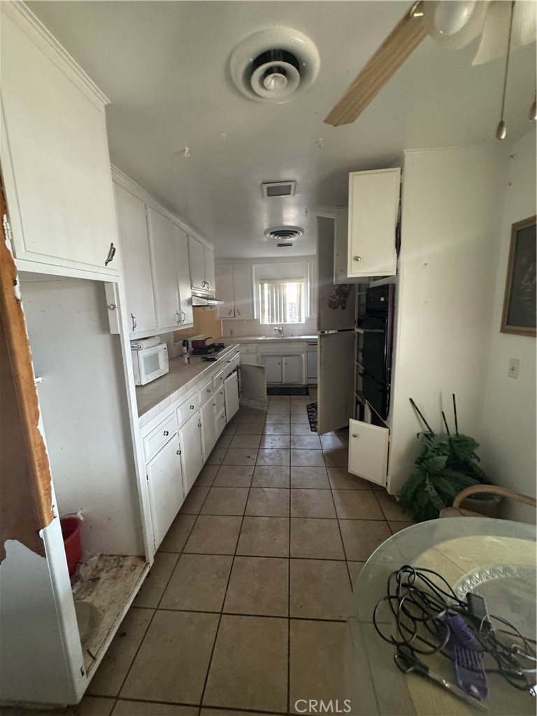 675 Palo Alto Avenue Property Photo 3