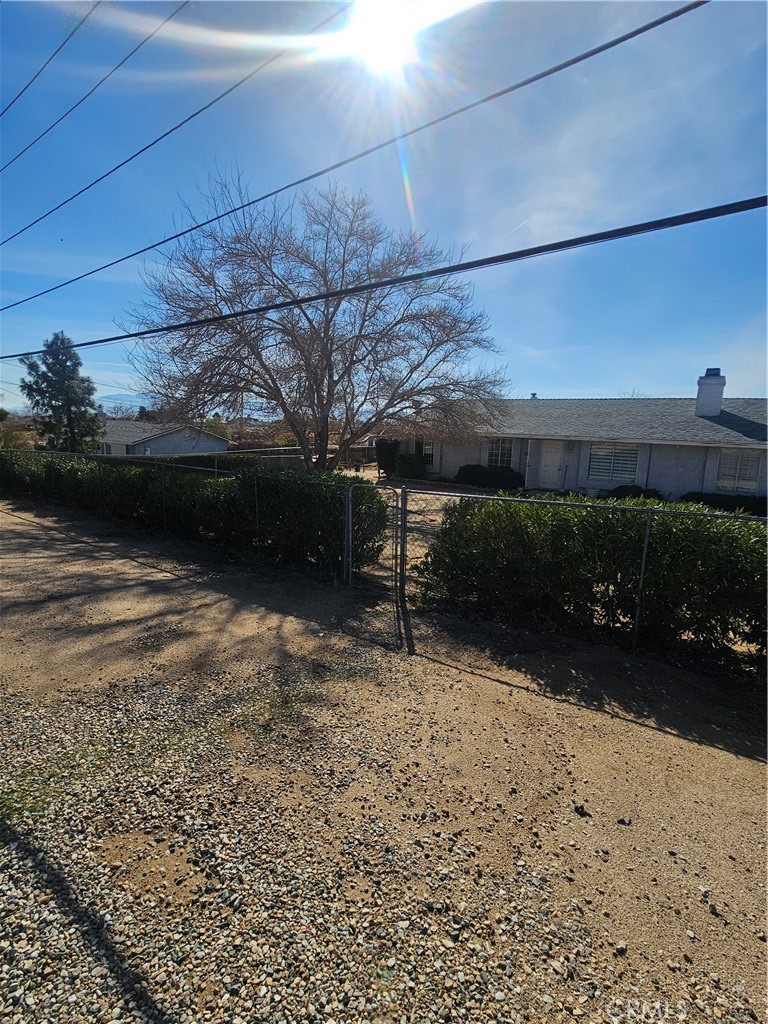 16747 Manzanita Street Property Photo 4