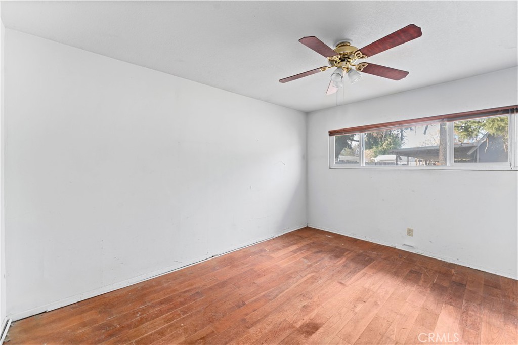 1829 E Elm Street Property Photo 14