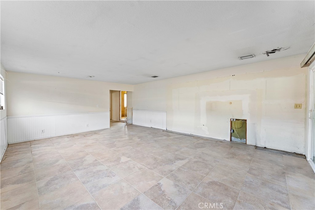 1829 E Elm Street Property Photo 26