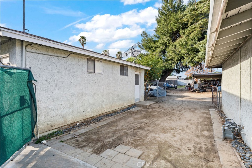 1829 E Elm Street Property Photo 30