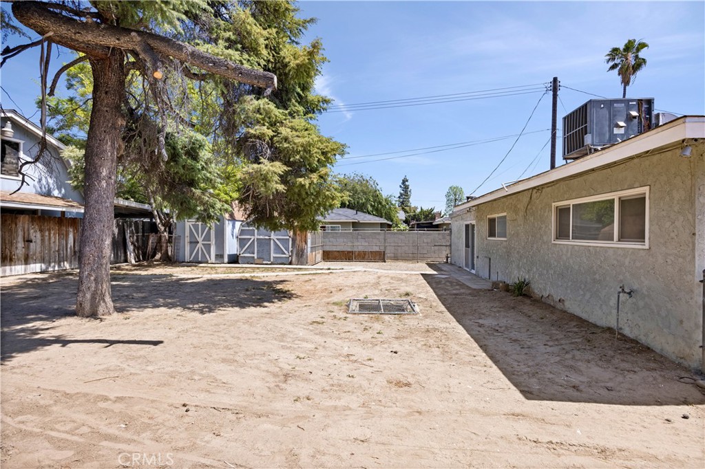 1829 E Elm Street Property Photo 34