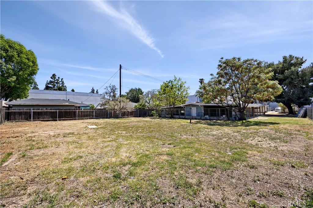 1829 E Elm Street Property Photo 41