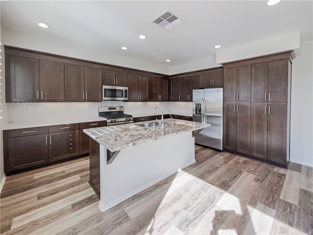 28723 Blossom Way Property Photo 6