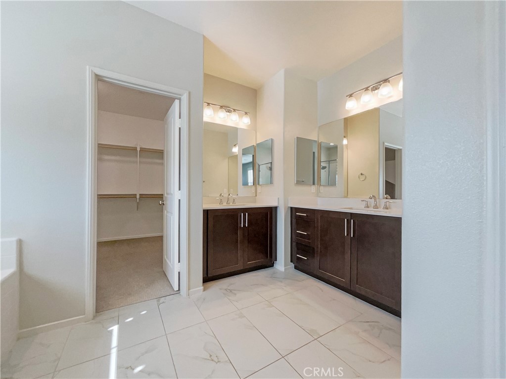 28723 Blossom Way Property Photo 7