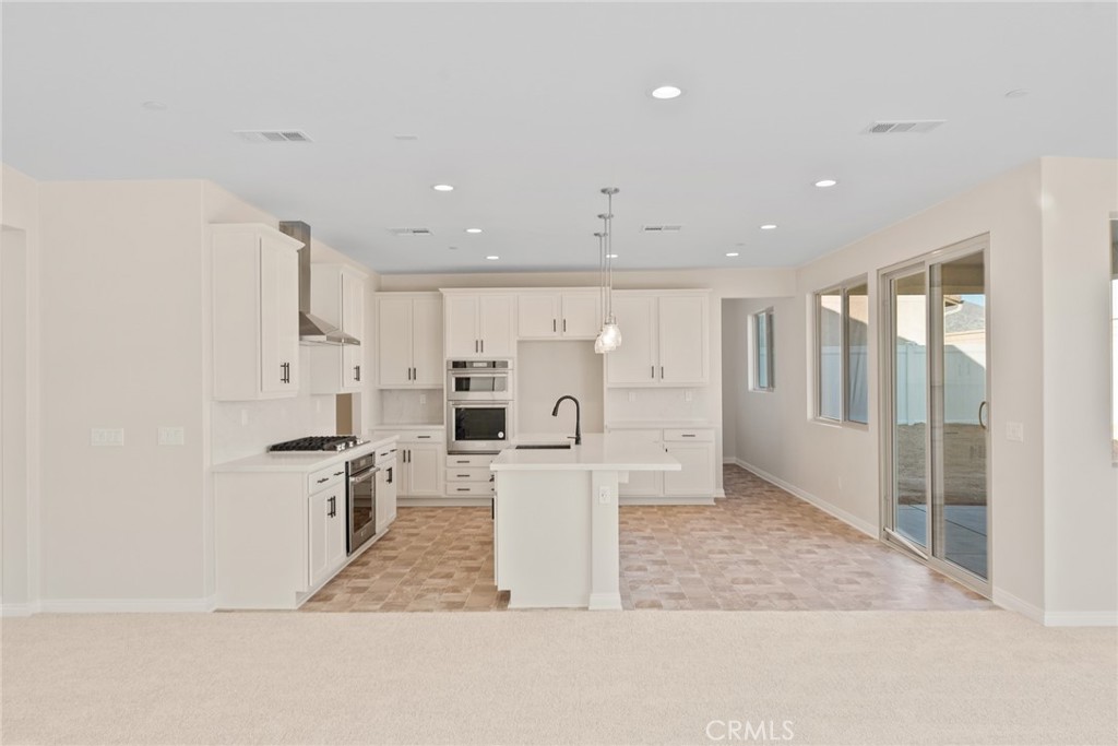 4473 Hickory Court Property Photo 3