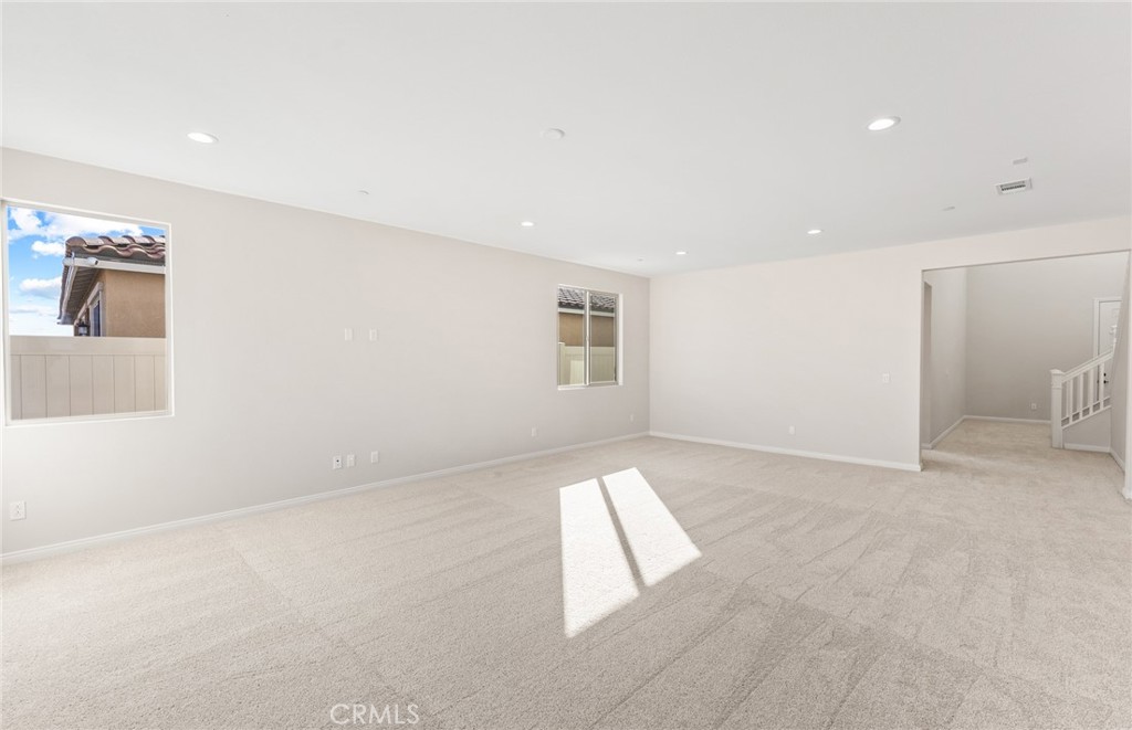 4473 Hickory Court Property Photo 5