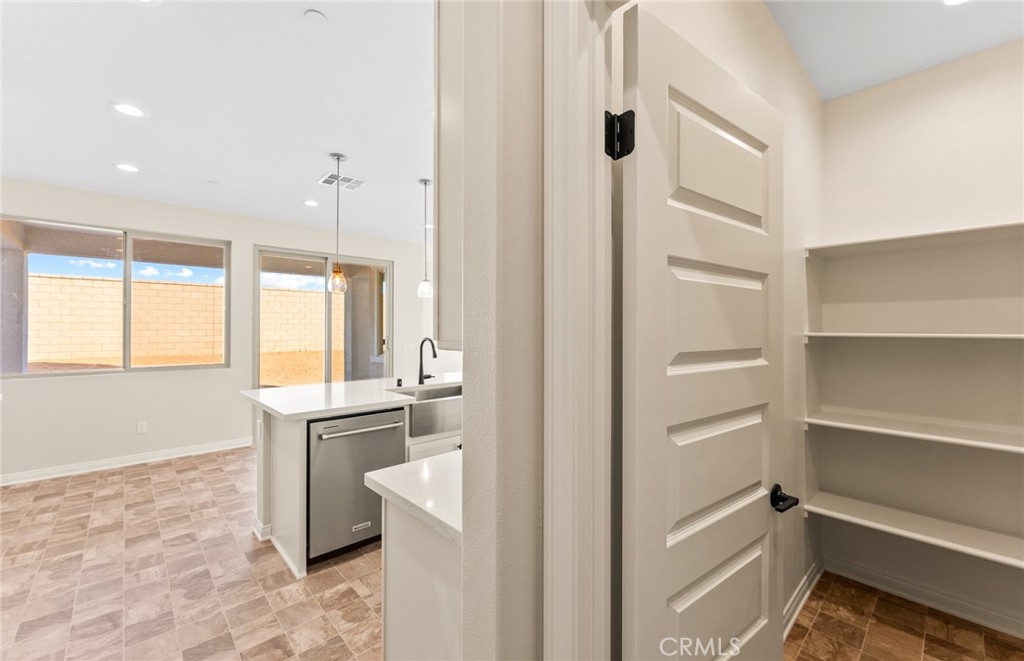 4473 Hickory Court Property Photo 15